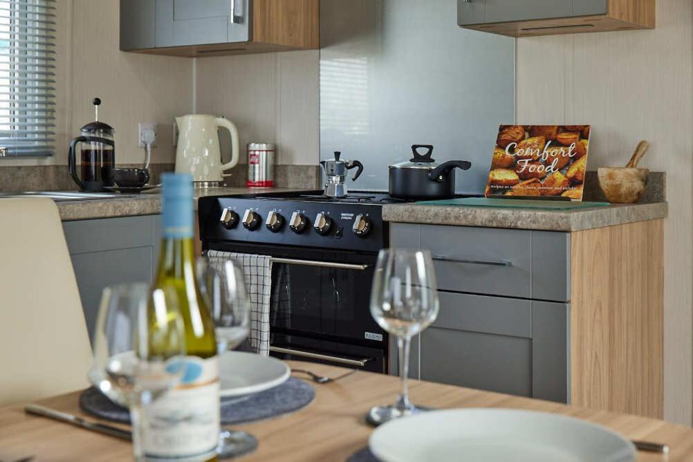 Nirvana Coastal Retreat Holiday Home Кейтън Екстериор снимка